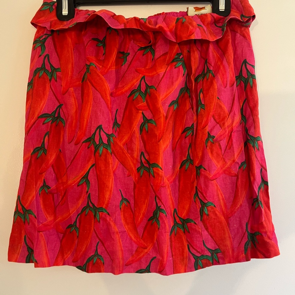 Farm Rio pepper skirt size small
